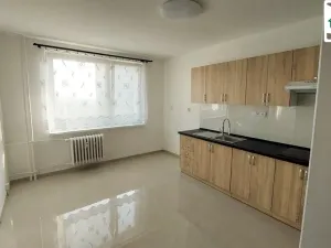 Pronájem bytu 4+1, Cheb, Palackého, 74 m2