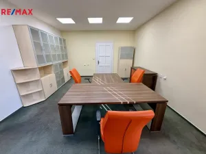 Pronájem kanceláře, Ostrava - Slezská Ostrava, náměstí Jurije Gagarina, 165 m2