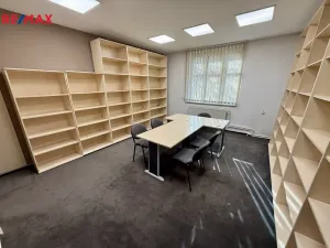 Pronájem kanceláře, Ostrava - Slezská Ostrava, náměstí Jurije Gagarina, 165 m2