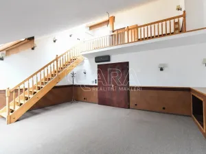 Pronájem kanceláře, Praha - Nové Město, Spálená, 127 m2