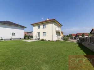 Pronájem rodinného domu, Průhonice, Pod Valem II., 280 m2