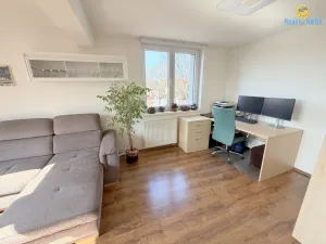 Prodej bytu 4+1, Praha - Březiněves, Bezinková, 110 m2