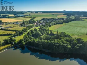 Prodej komerční, Buzice, 1800 m2