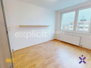 Pronájem bytu 3+1, Zlín, Budovatelská, 68 m2