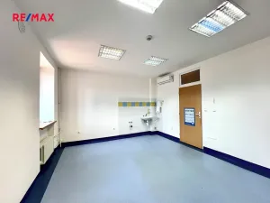 Pronájem ordinace, Kyjov, Masarykovo náměstí, 21 m2
