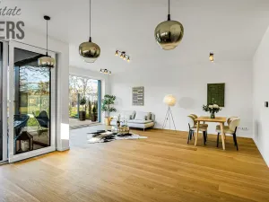 Prodej rodinného domu, Tursko, Jezdecká, 214 m2