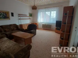 Pronájem bytu 2+1, Praha - Kobylisy, Kobyliské náměstí, 66 m2