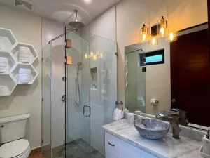 Prodej bytu 3+1, Coxen Hole, Roatán, Honduras, 139 m2