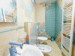 Prodej rodinného domu, Hora Svatého Šebestiána, 250 m2