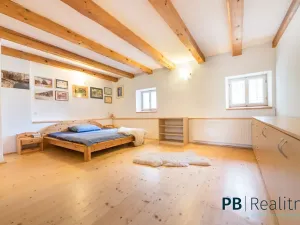 Prodej rodinného domu, Křemže, 450 m2