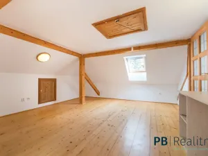 Prodej rodinného domu, Křemže, 450 m2