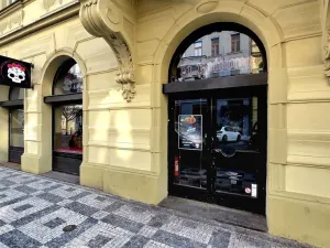 Pronájem obchodního prostoru, Praha - Staré Město, Dlouhá, 86 m2