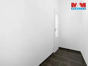 Pronájem kanceláře, Dobřany, Jiráskova, 29 m2