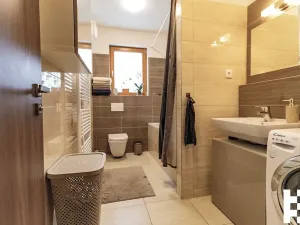 Pronájem bytu 1+kk, Praha - Modřany, Rorýsová, 38 m2