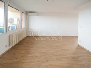 Prodej bytu 3+1, Mělník, Kosmonautů, 70 m2
