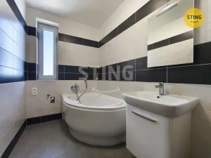 Pronájem bytu 2+kk, Jihlava, Buková, 52 m2