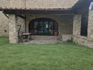 Prodej zemědělské usedlosti, Capolona,Itálie, 377 m2