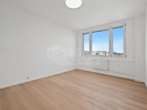 Prodej bytu 4+kk, Praha - Žižkov, U kněžské louky, 81 m2