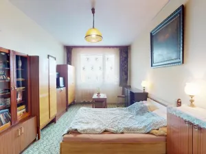 Prodej bytu 2+1, Chomutov, Holešická, 61 m2