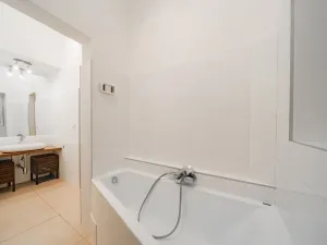 Pronájem bytu 2+kk, Praha - Vršovice, Kodaňská, 55 m2