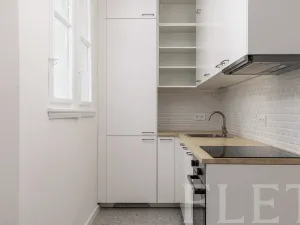 Prodej bytu 2+1, Praha - Holešovice, Tusarova, 69 m2