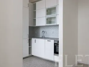 Prodej bytu 2+1, Praha - Holešovice, Stupkova, 48 m2