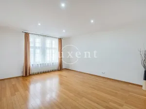 Pronájem bytu 3+1, Praha - Holešovice, Veletržní, 101 m2