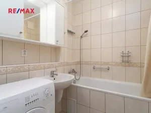 Pronájem bytu 2+kk, Praha - Strašnice, Názovská, 52 m2