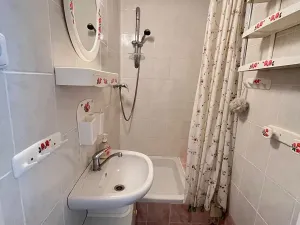 Pronájem bytu 1+kk, Praha - Malešice, Počernická, 28 m2