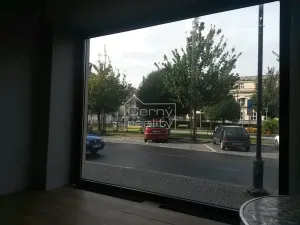 Pronájem obchodního prostoru, Pardubice, Smetanovo náměstí, 398 m2