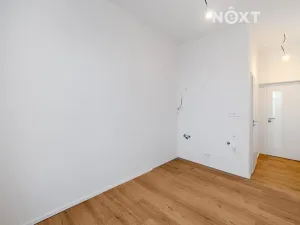 Prodej bytu 1+kk, Praha - Vysočany, Kolmá, 16 m2