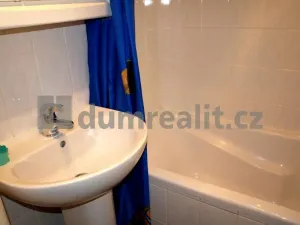 Pronájem bytu 2+1, Praha - Malešice, Skřivanská, 56 m2