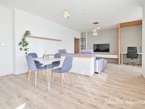 Pronájem bytu 2+kk, Slavkov u Brna, Slovanská, 67 m2