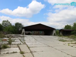 Prodej výrobních prostor, Dubí, Horská, 1000 m2
