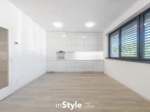 Prodej bytu 1+kk, Uherské Hradiště - Jarošov, U Řeky, 31 m2