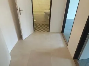 Pronájem bytu 1+1, Praha - Záběhlice, Púchovská, 38 m2