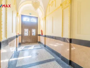 Pronájem bytu 2+kk, Praha - Vinohrady, Korunní, 55 m2