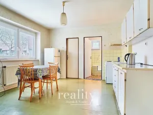 Prodej rodinného domu, Březník, 261 m2