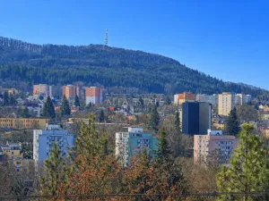 Prodej bytu 3+kk, Karlovy Vary - Bohatice, Lomená, 61 m2