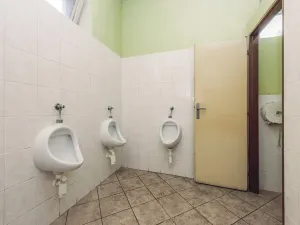 Prodej komerční nemovitosti, Klamoš, 865 m2