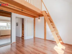 Pronájem rodinného domu, Nupaky, K Parku, 115 m2