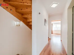 Pronájem rodinného domu, Nupaky, K Parku, 115 m2