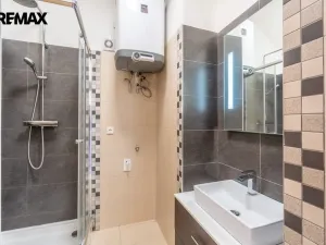 Pronájem bytu 2+kk, Praha - Libeň, Davídkova, 40 m2
