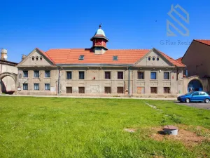 Prodej činžovního domu, Smečno, 779 m2