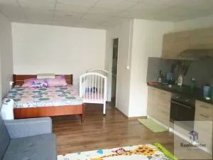 Pronájem bytu 1+kk, Ústí nad Labem - Ústí nad Labem-centrum, Velká Hradební, 30 m2