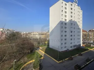 Pronájem bytu 3+1, Praha - Strašnice, Gutova, 80 m2