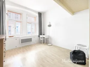 Pronájem bytu 1+1, Praha - Vršovice, Sevastopolská, 43 m2