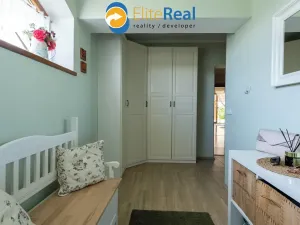 Prodej vícegeneračního domu, Příkazy, 344 m2