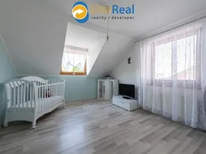 Prodej vícegeneračního domu, Příkazy, 344 m2