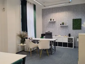 Pronájem kanceláře, Plzeň, náměstí Republiky, 23 m2